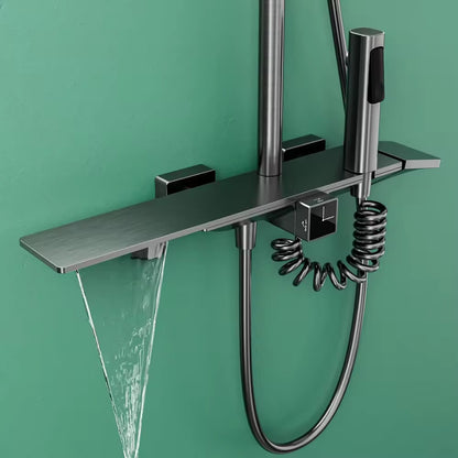 sistema de ducha de ahorro de agua de estilo moderno