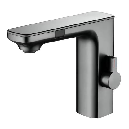 Acqua Bathroom Faucet with Sensor Temperature Display
